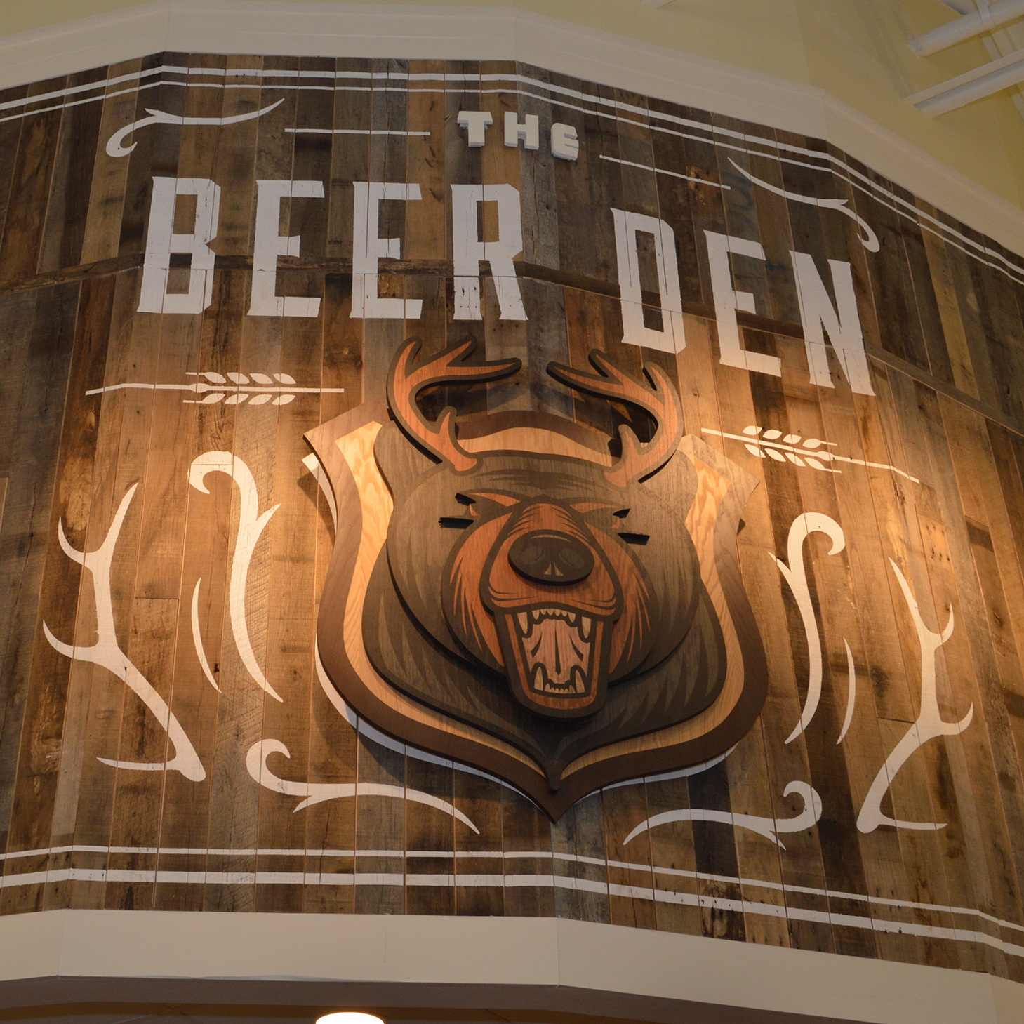 EZ_15143_The Beer Den Landing Page02